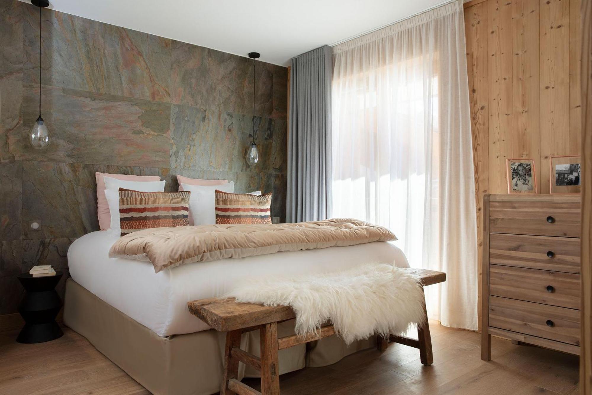 Grandes Rousses Hotel & Spa Alpe d'Huez Екстер'єр фото A bedroom in the hotel